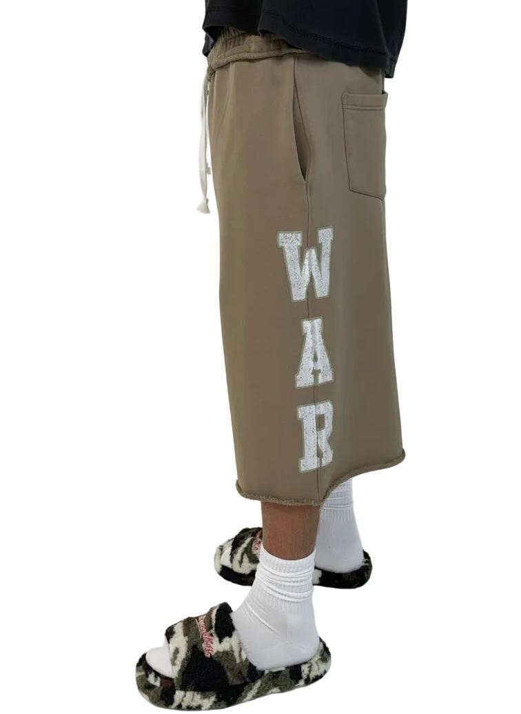 War 3/4 sweatshorts